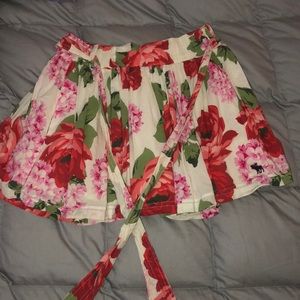 Flower Abercrombie and Fitch skirt size large